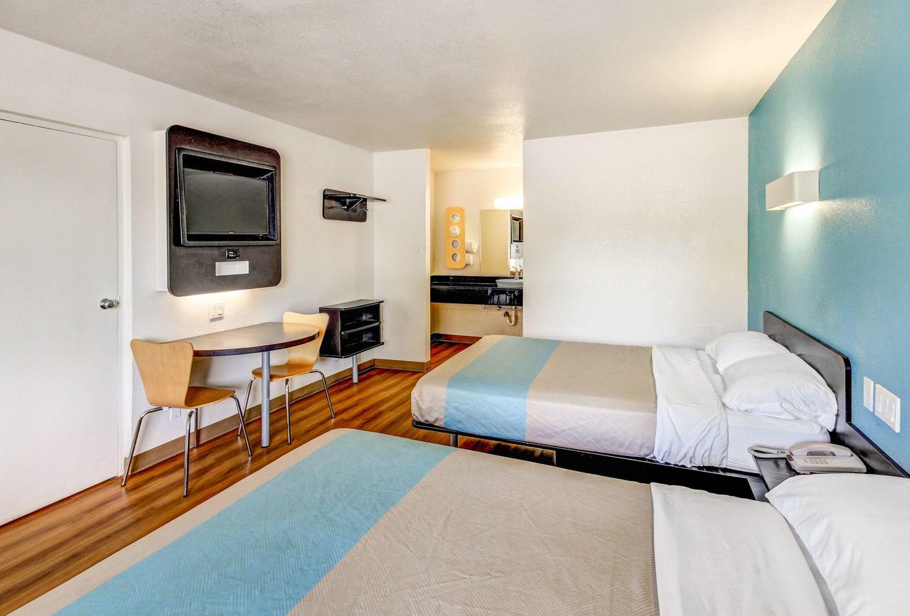 Motel 6 Waco - Lacy Lakeview Bellmead Exterior foto