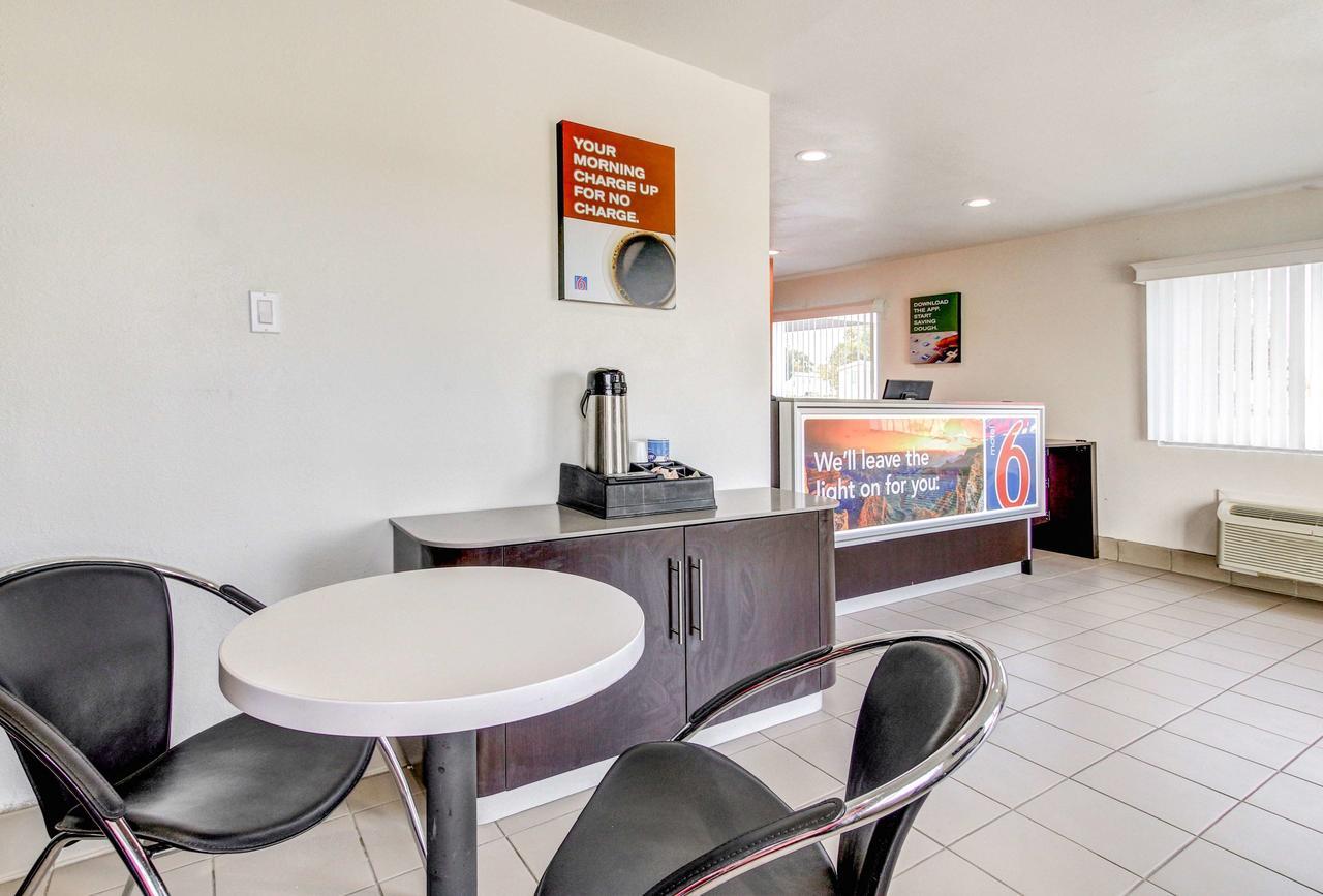 Motel 6 Waco - Lacy Lakeview Bellmead Exterior foto